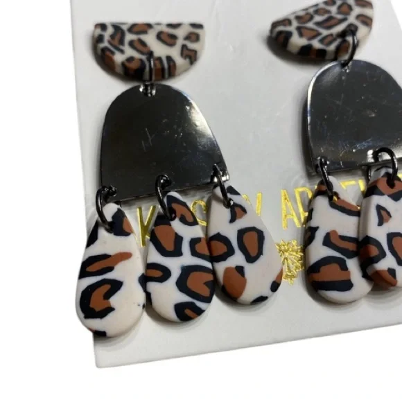 Kinsley Armelle Gunmetal Earrings - Picture 2 of 2